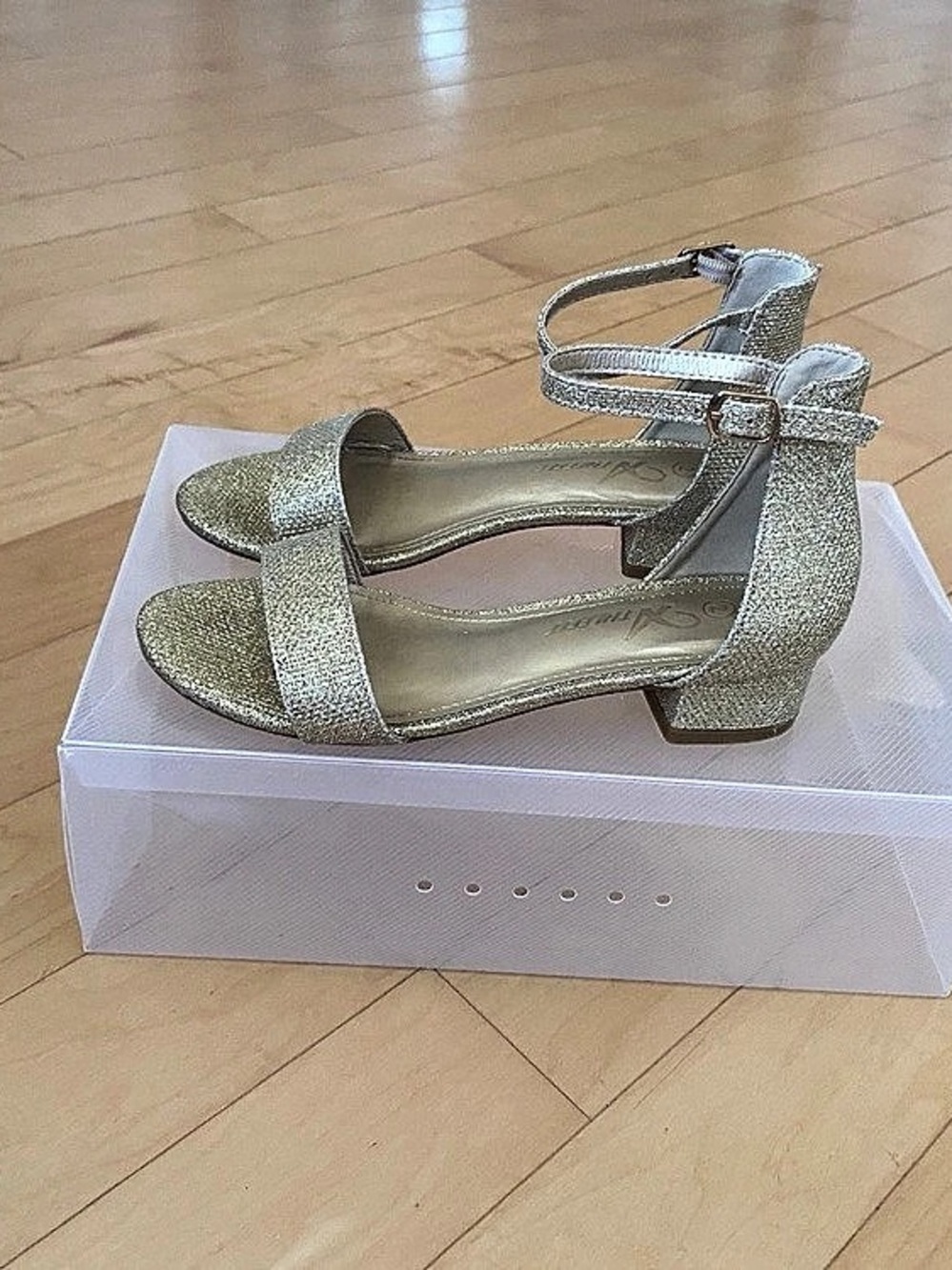 Girls Athlefit Gold Ankle Strap Sandals